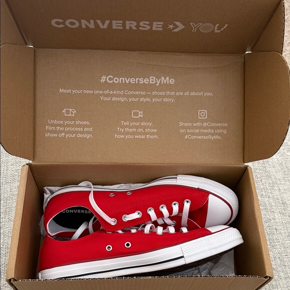 NWT, CUSTOM Converse All Star - Classic Red Canvas, Size 10 WIDE
